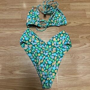 Vibrant Skatie Bikini